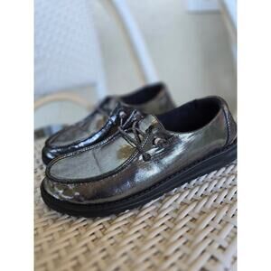 New, Hey Dude size 10 Wendy Metallic Shine loafers